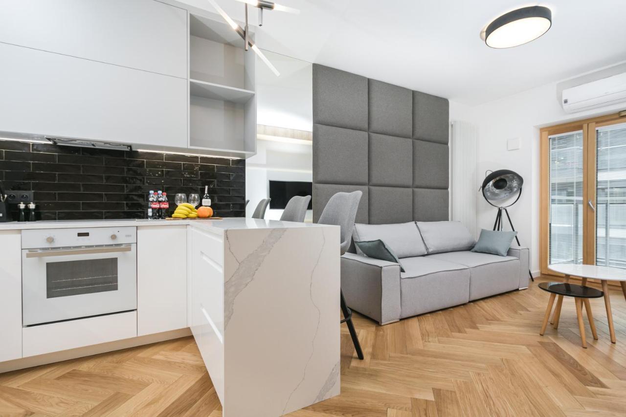 ורשה Luxury Apartments Mennica Residence - Golden Apartments - City Center מראה חיצוני תמונה