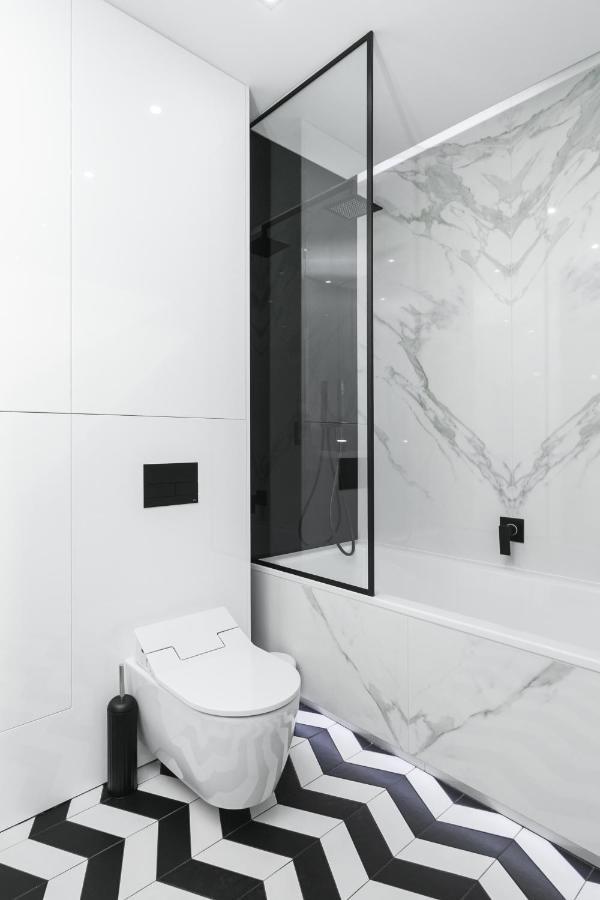 ורשה Luxury Apartments Mennica Residence - Golden Apartments - City Center מראה חיצוני תמונה