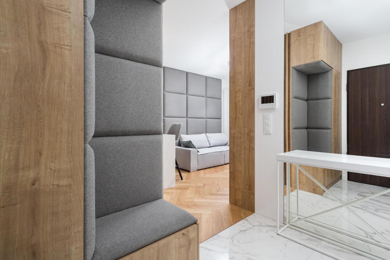 ורשה Luxury Apartments Mennica Residence - Golden Apartments - City Center מראה חיצוני תמונה
