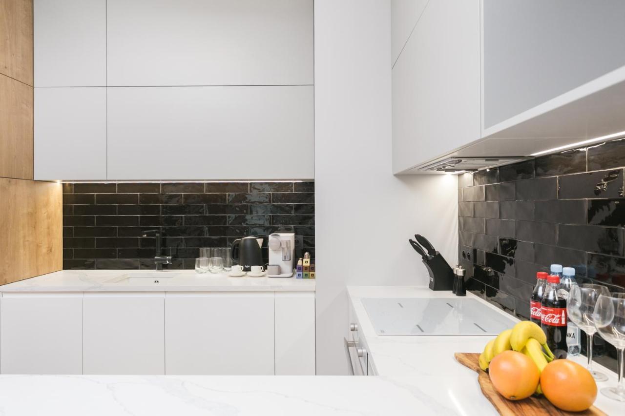 ורשה Luxury Apartments Mennica Residence - Golden Apartments - City Center מראה חיצוני תמונה