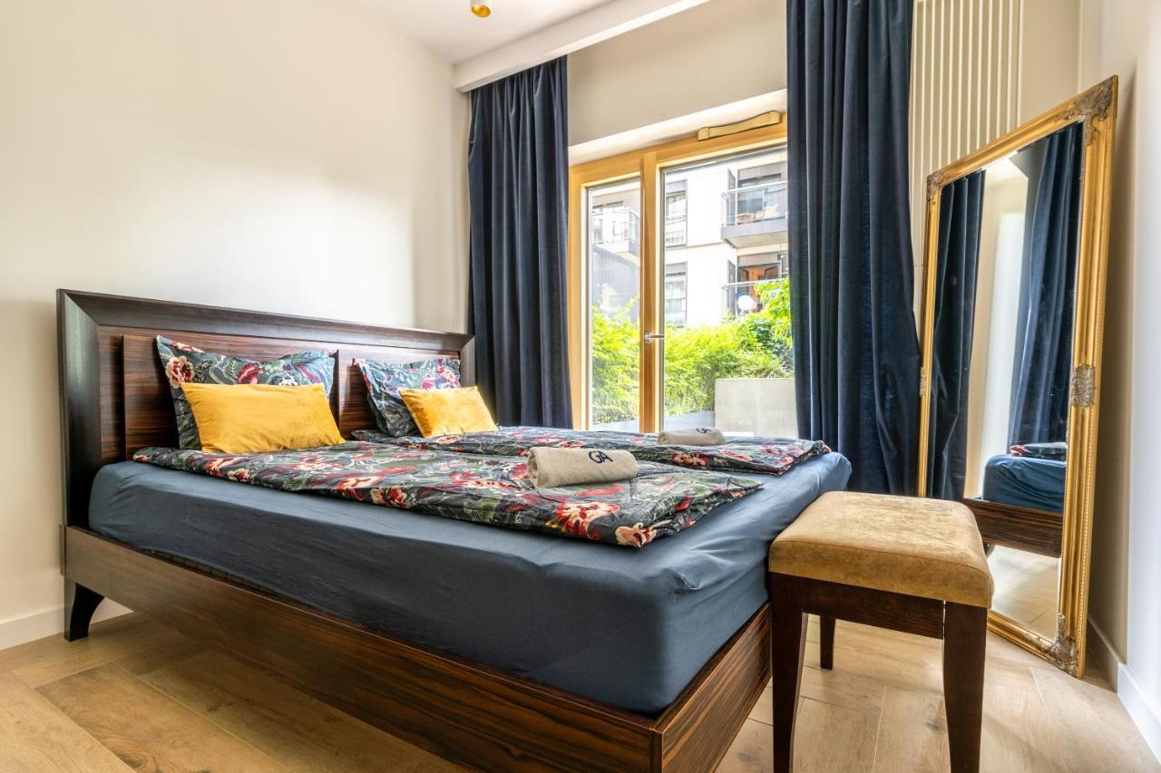 ורשה Luxury Apartments Mennica Residence - Golden Apartments - City Center מראה חיצוני תמונה