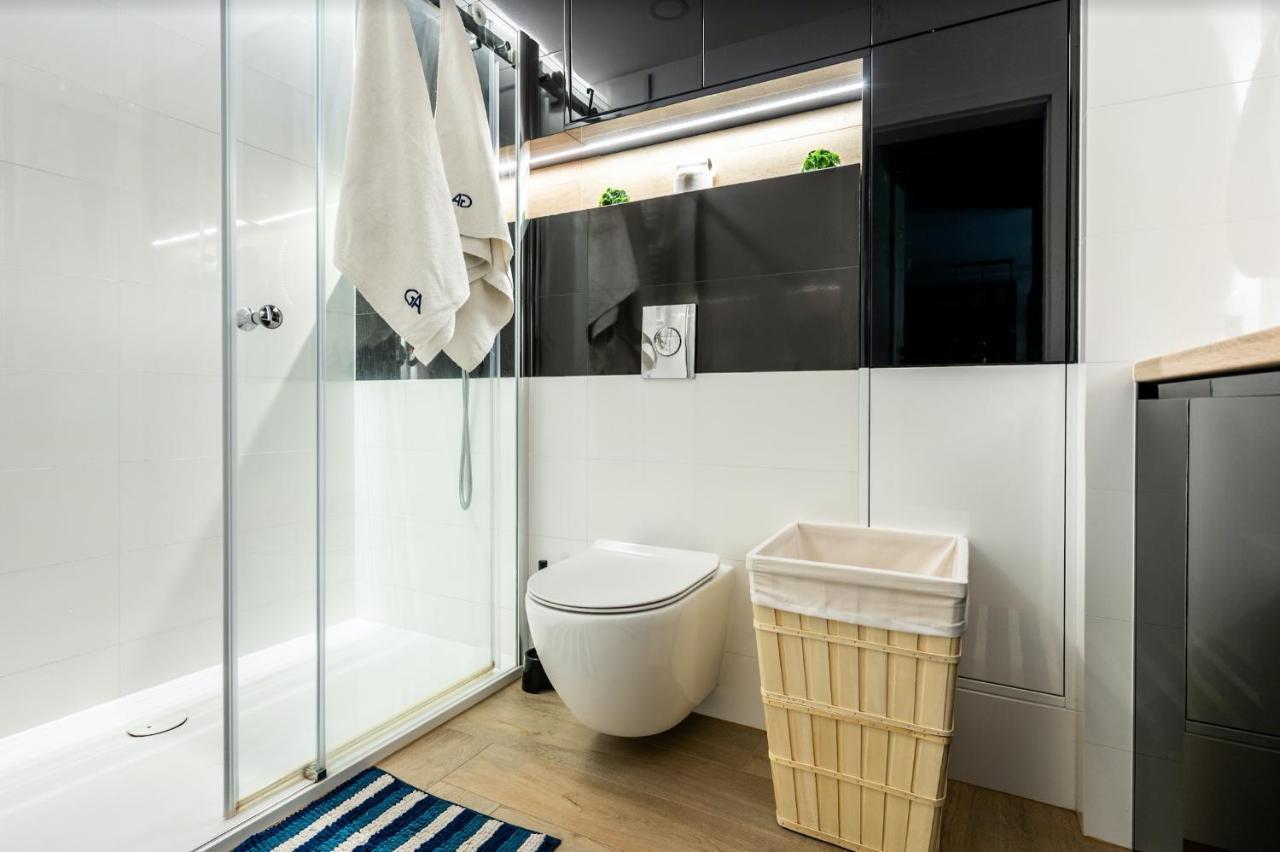 ורשה Luxury Apartments Mennica Residence - Golden Apartments - City Center מראה חיצוני תמונה